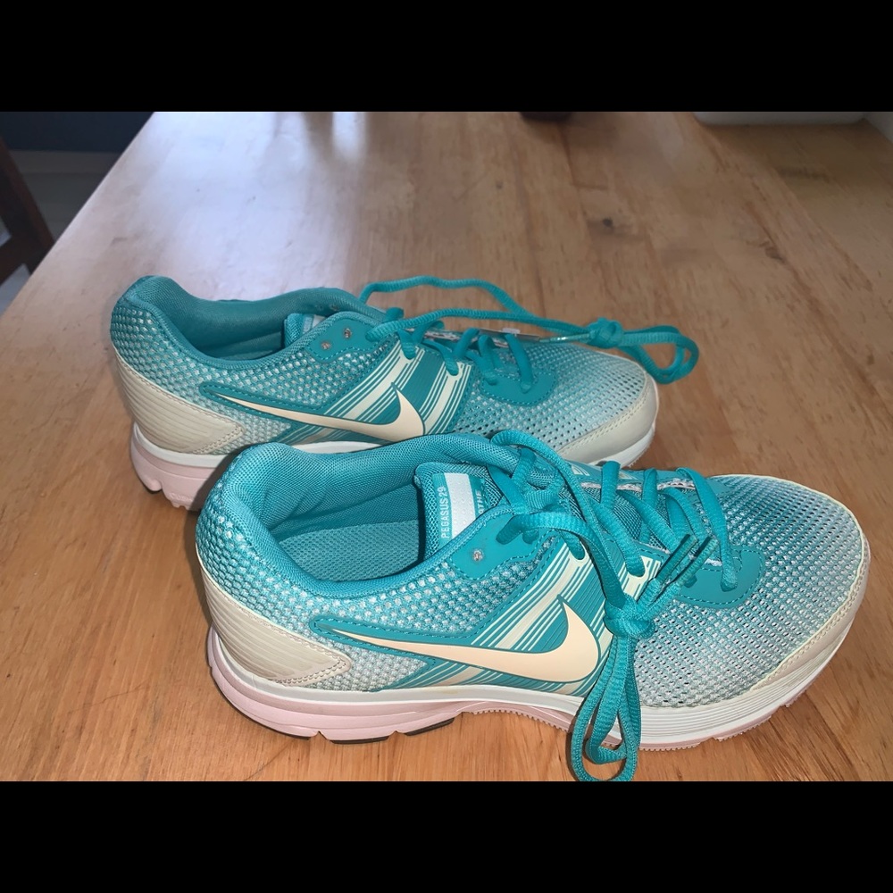 Nike shoes